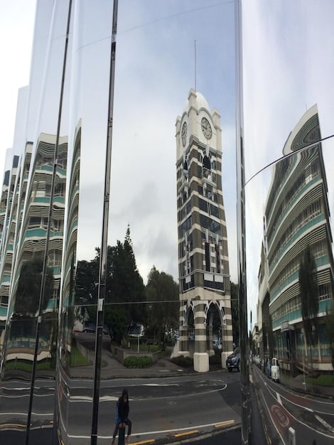 Revolução dos Neobancos em Portugal: Melhores Taxas e Serviços em 2025